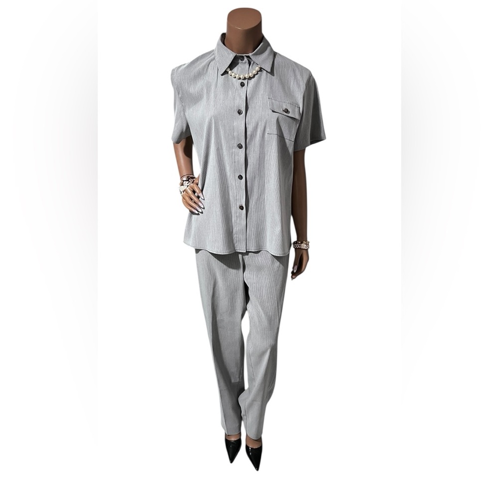 Harve Benard Classic Gray Women's Pants & Shirt Set☑️